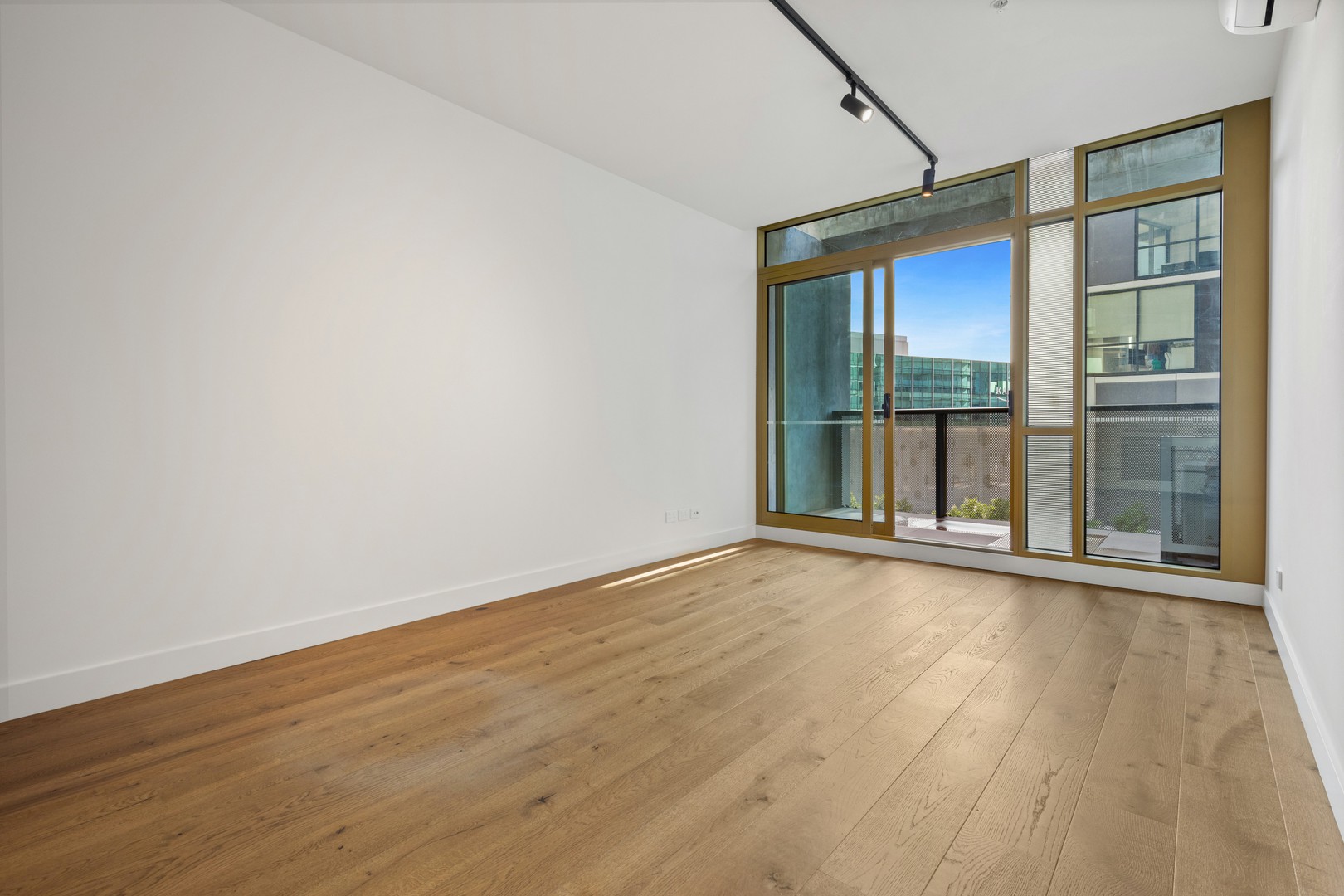 503/3 Aquitania Way, Docklands, VIC 3008 - Thumbnail 2 - 14/04/2023