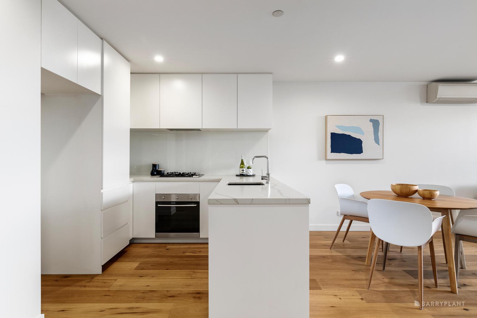 504/7 Red Hill Terrace, Doncaster East, VIC 3109, Doncaster East - Thumbnail 4