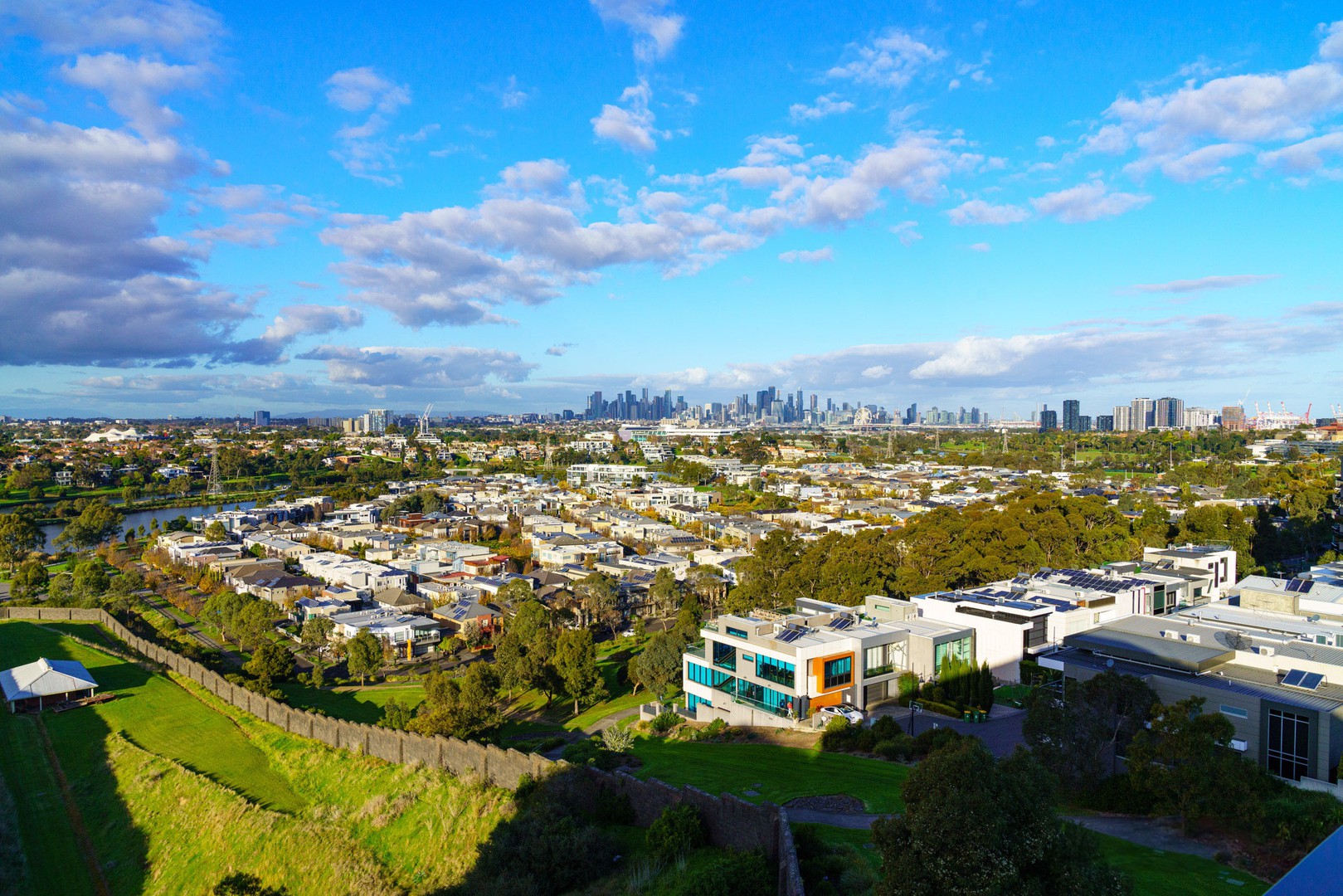 504/88 La Scala Avenue, Maribyrnong, VIC 3032 - Thumbnail 2 - 24/02/2025