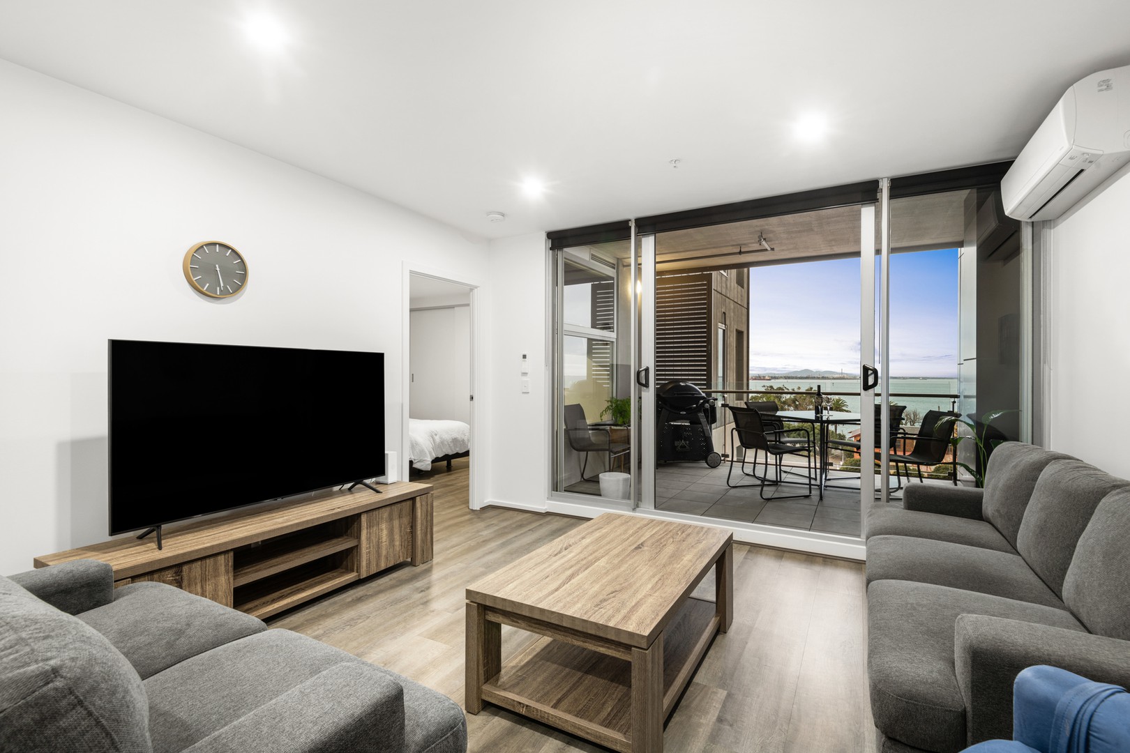 505/8 Gheringhap Street, Geelong, VIC 3220, Geelong - Thumbnail 3