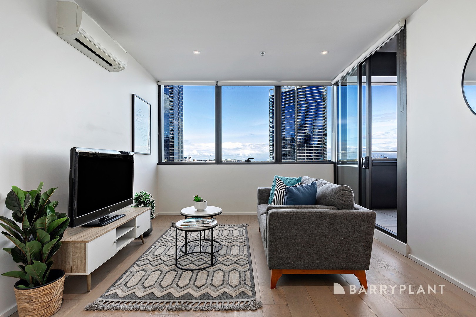 505S/883 Collins Street, Docklands, VIC 3008, Docklands - Thumbnail 2