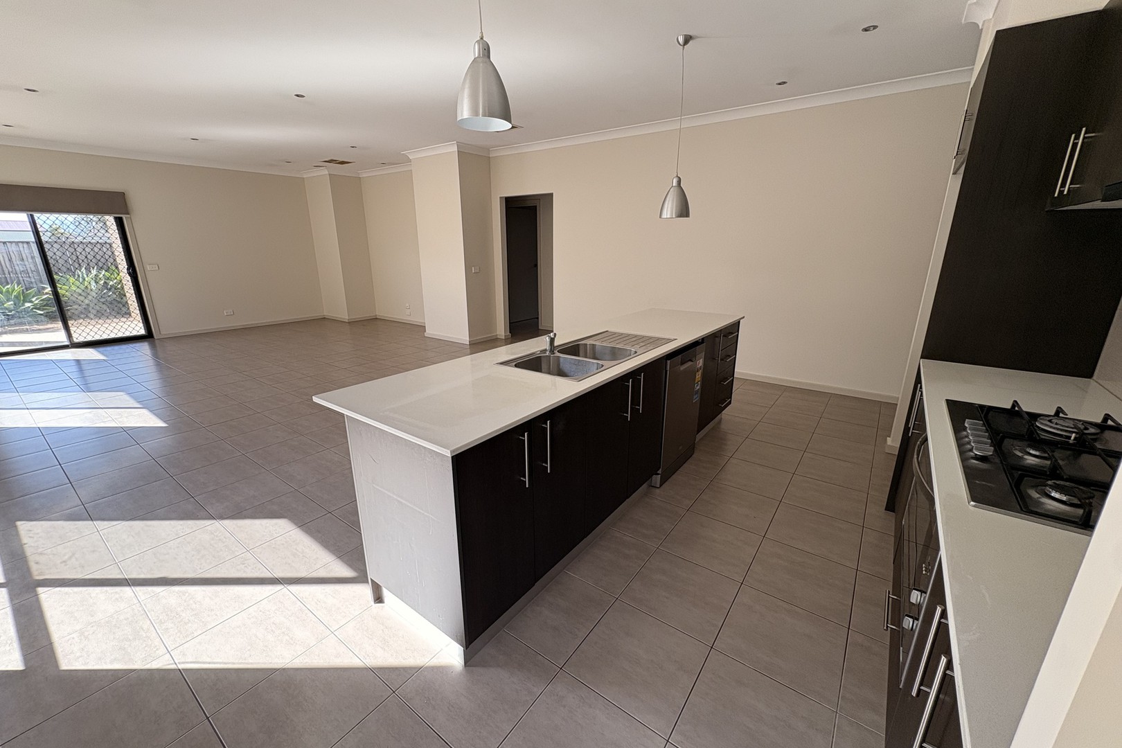 51 Aspire Boulevard, Fraser Rise, VIC 3336 - Thumbnail 2 - 19/09/2025