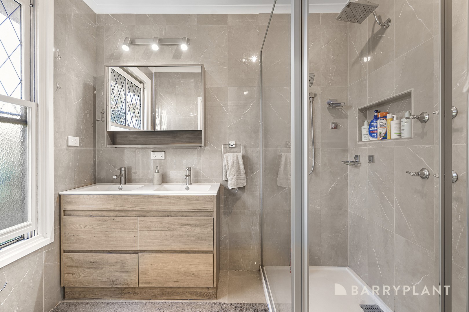 51 Bellara Drive, Mooroolbark, VIC 3138, Mooroolbark - Thumbnail 4