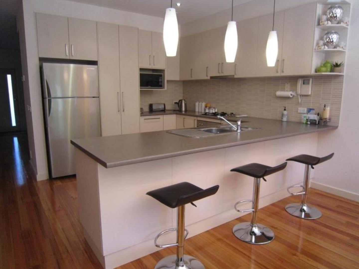 51 Bellfield Drive, Craigieburn, VIC 3064, Craigieburn - Thumbnail 2