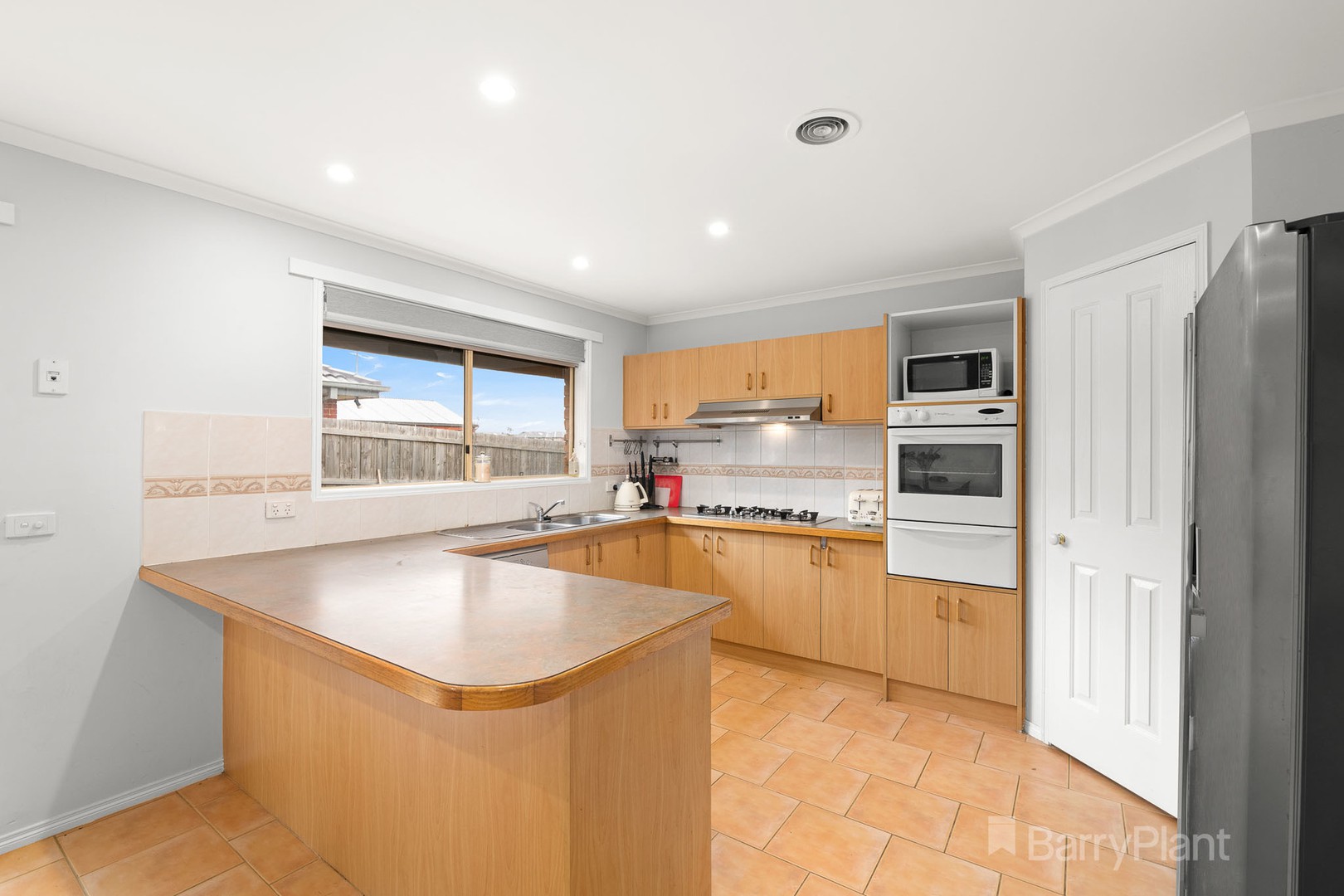 51 Bounty Way, Berwick, VIC 3806, Berwick - Thumbnail 2