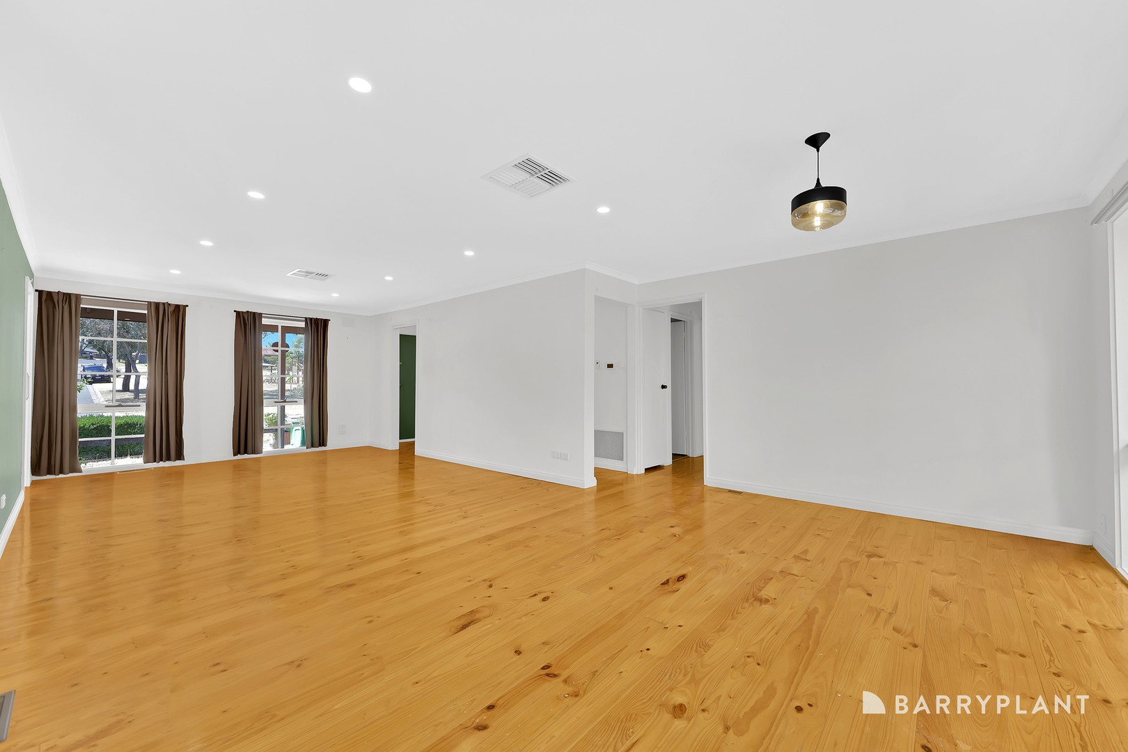 51 Cuthbert Drive, Mill Park, VIC 3082 - Thumbnail 2 - 30/01/2026