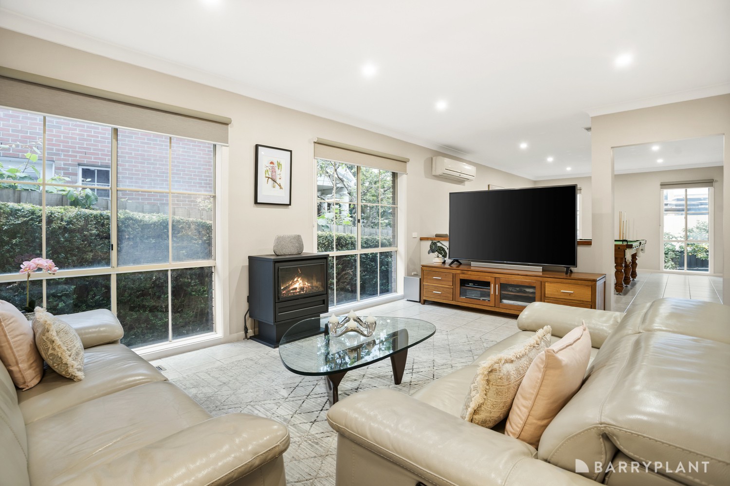 51 Edmund Rice Parade, Watsonia North, VIC 3087 - Thumbnail 2 - 12/11/2025