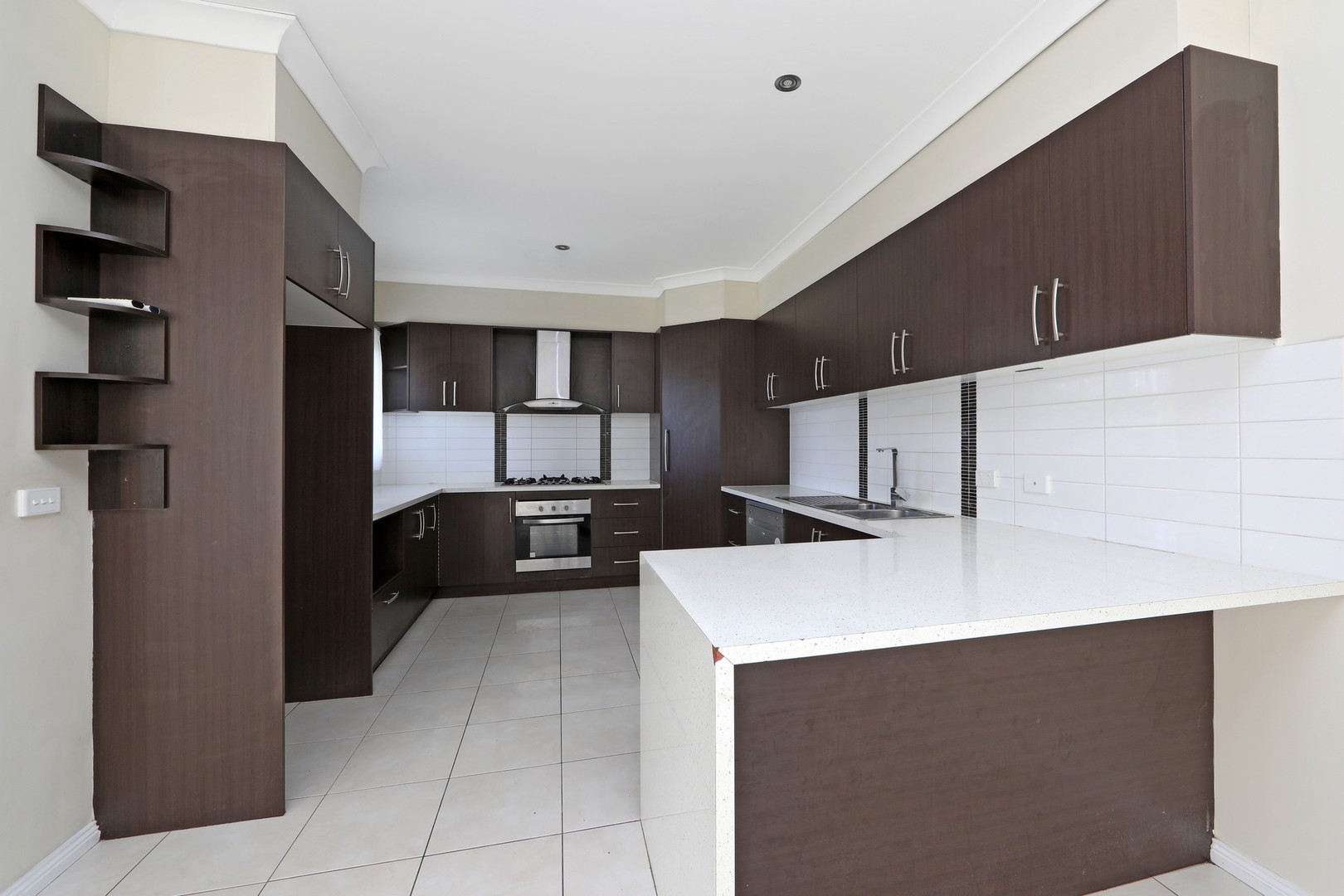 51 Eucumbene Drive, Berwick, VIC 3806, Berwick - Thumbnail 4
