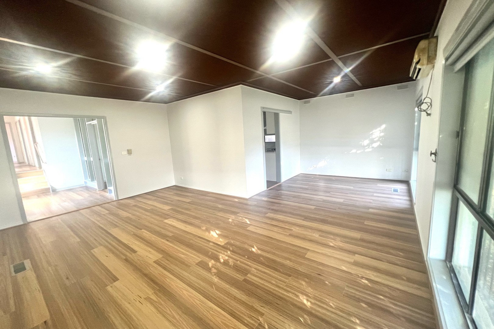 51 Fox Street, St Albans, VIC 3021, St Albans - Thumbnail 3