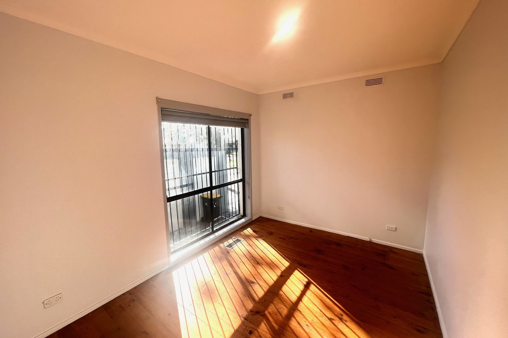 51 Fox Street, St Albans, VIC 3021, St Albans - Thumbnail 7