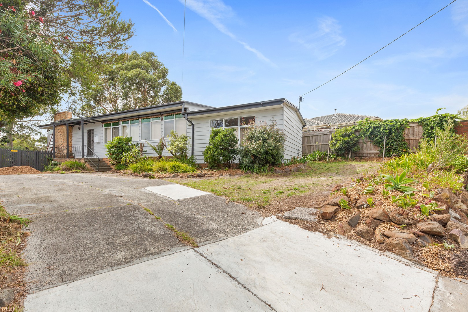 51 Heatherhill Road, Frankston, VIC 3199, Frankston - Thumbnail 3