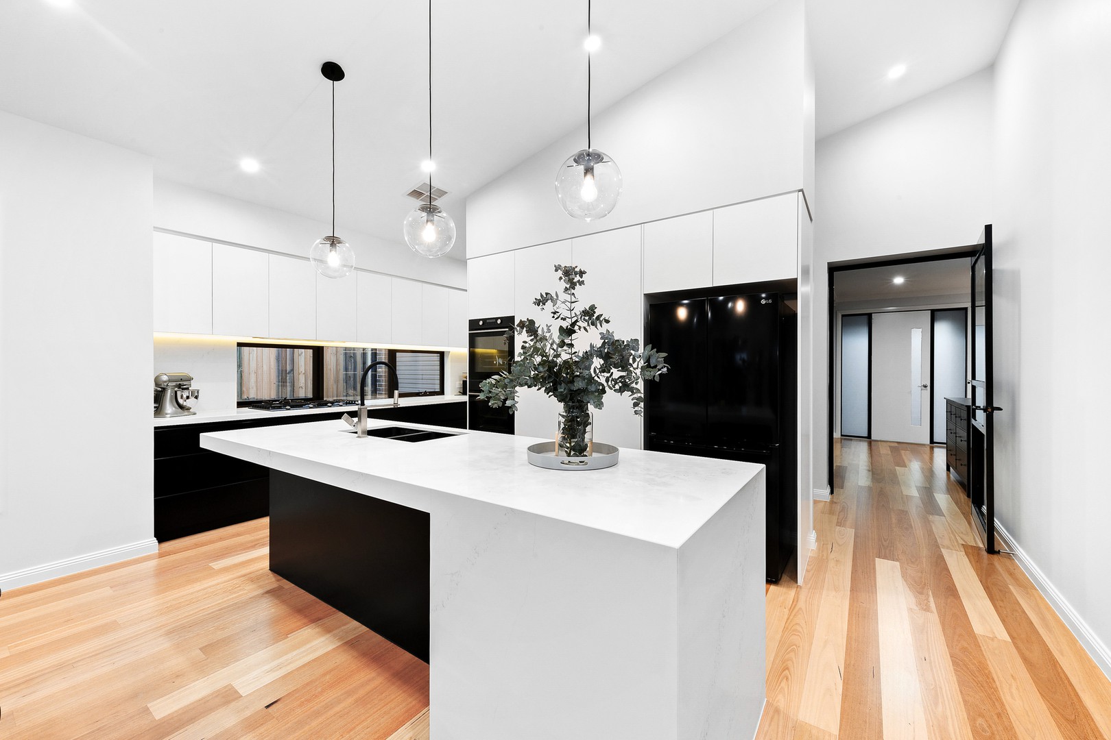 51 Higgins Street, Fraser Rise, VIC 3336, Fraser Rise - Thumbnail 6