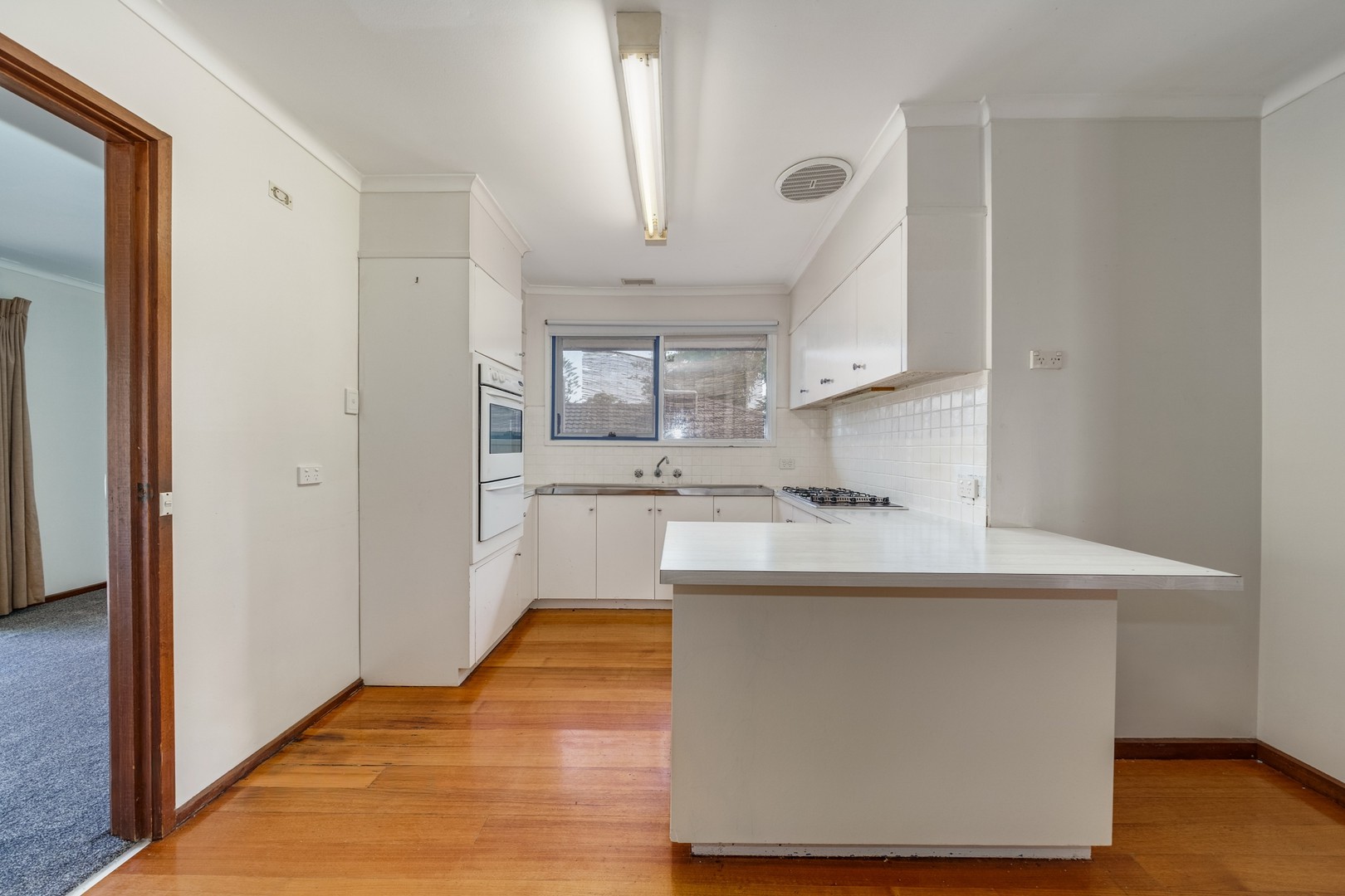 51 Jeffrey Drive, Ringwood, VIC 3134, Ringwood - Thumbnail 3