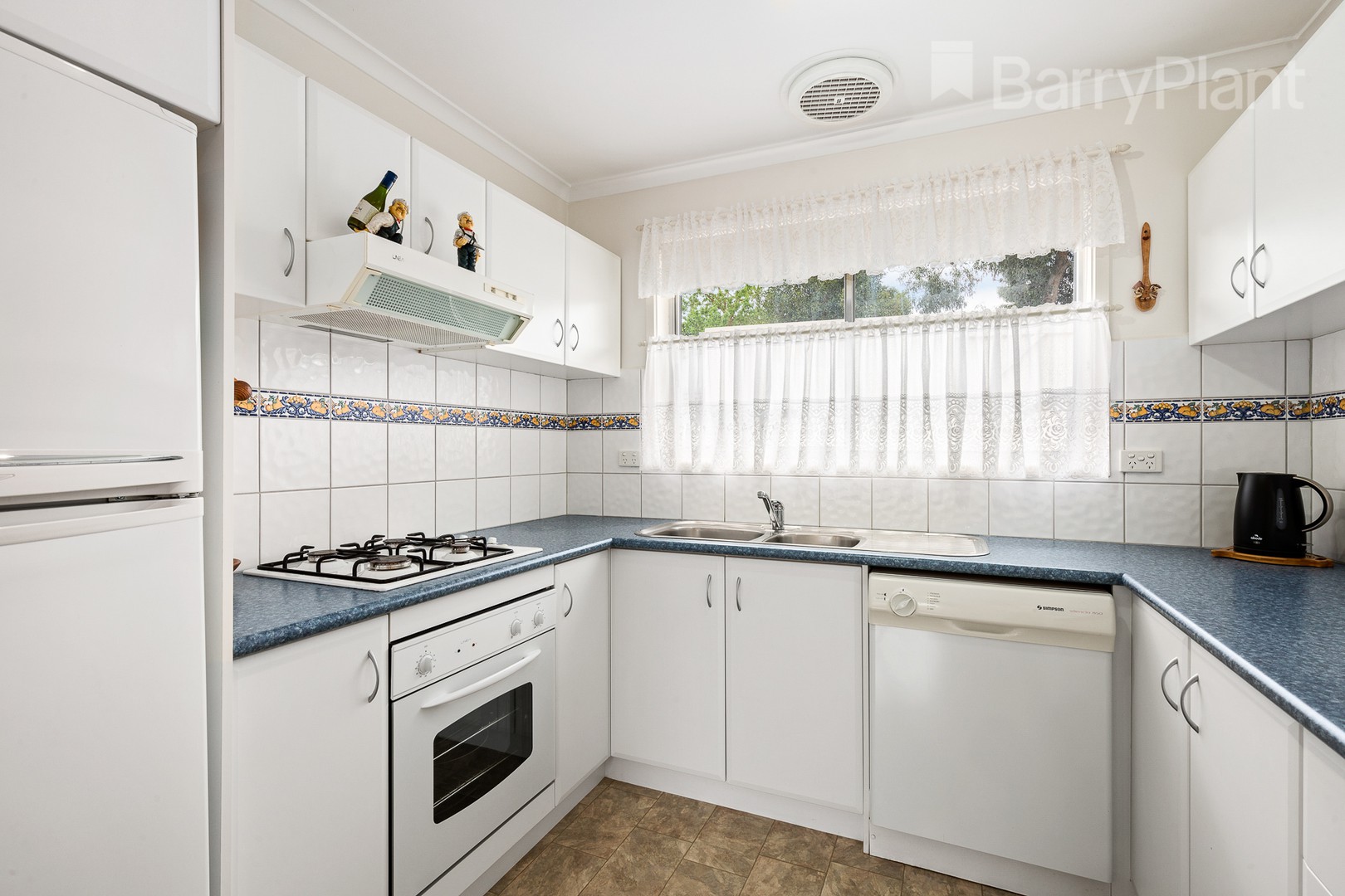 51 Lancaster Road, Mooroolbark, VIC 3138, Mooroolbark - Thumbnail 2