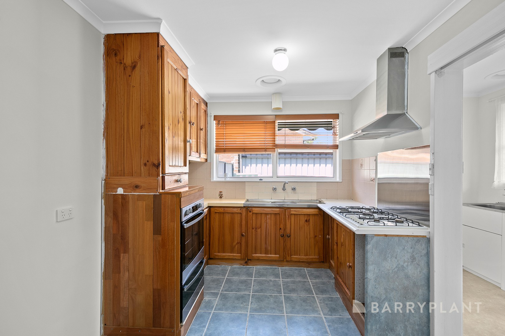 51 Lorraine Crescent, Jacana, VIC 3047, Jacana - Thumbnail 3