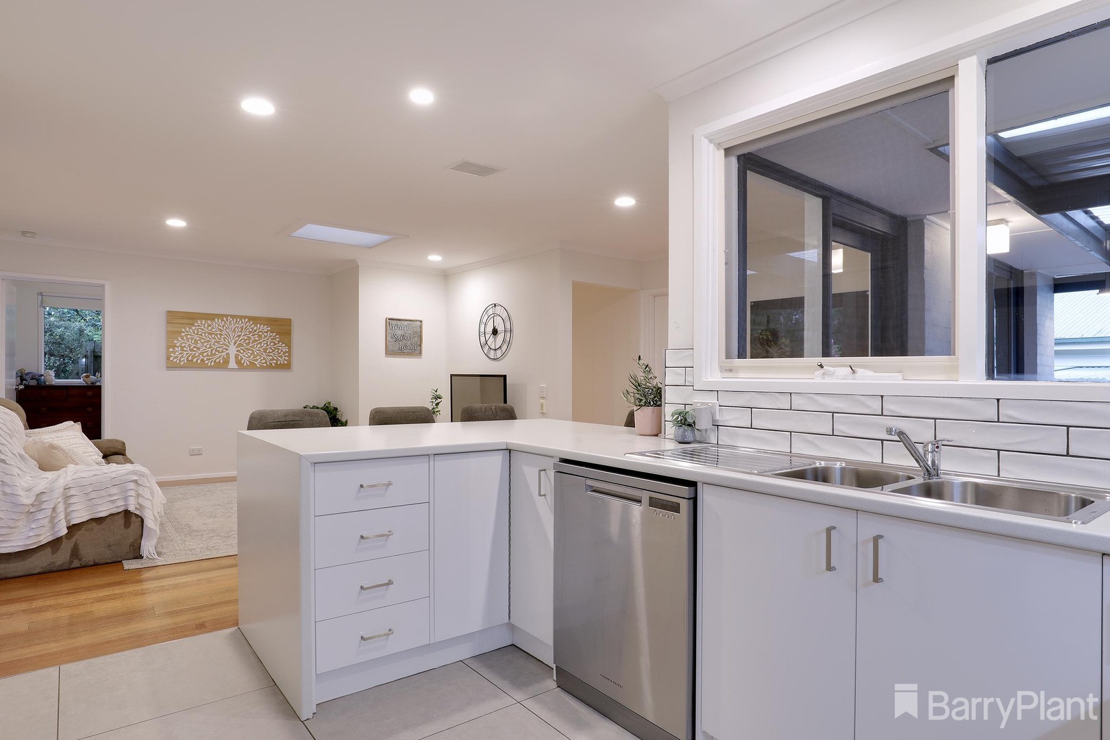 51 Macclesfield Road, Emerald, VIC 3782, Emerald - Thumbnail 5