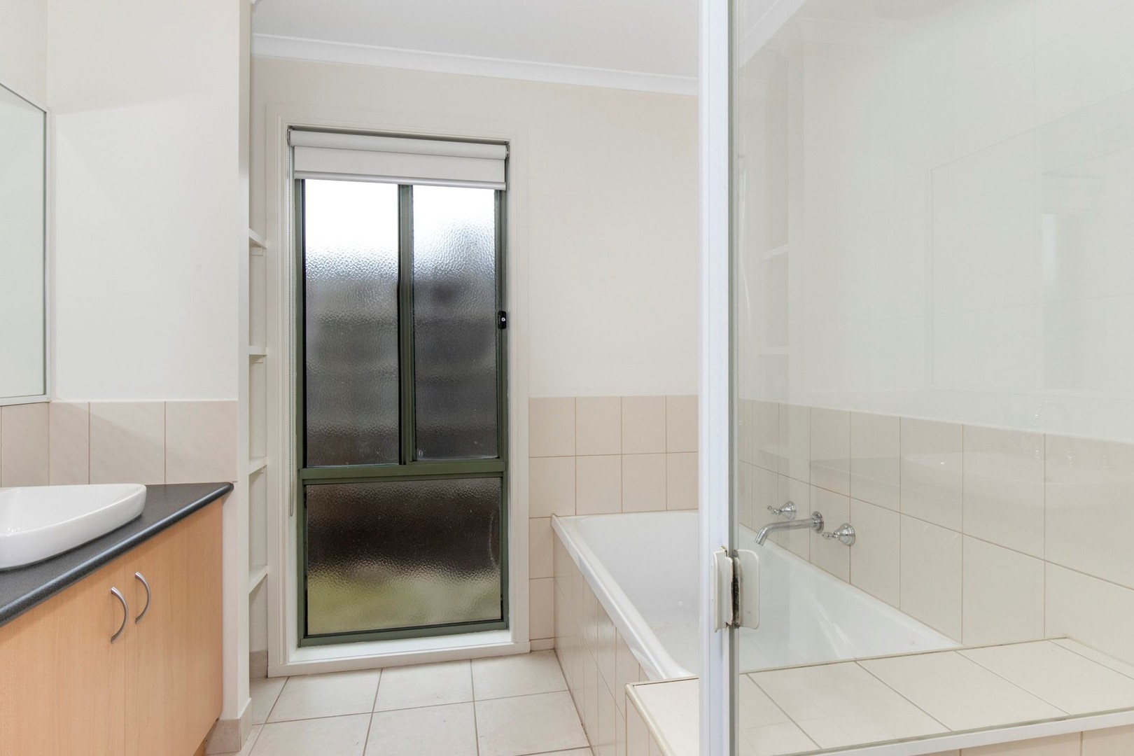 51 Middleham CloseCranbourne West, VIC 3977, Cranbourne West - Thumbnail 8