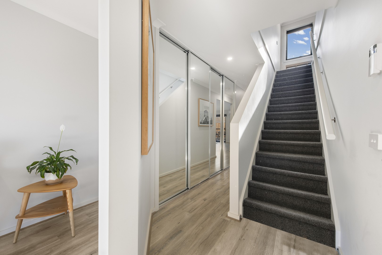 30 Bluejay Road, Doreen, Fraser Rise - Thumbnail 2