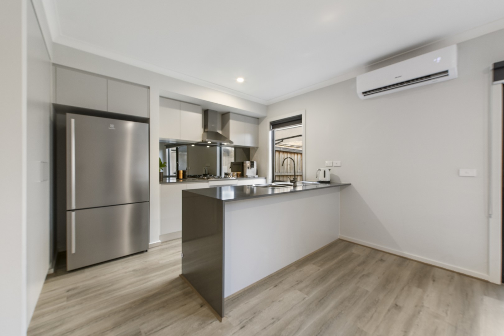 30 Bluejay Road, Doreen, Fraser Rise - Thumbnail 3