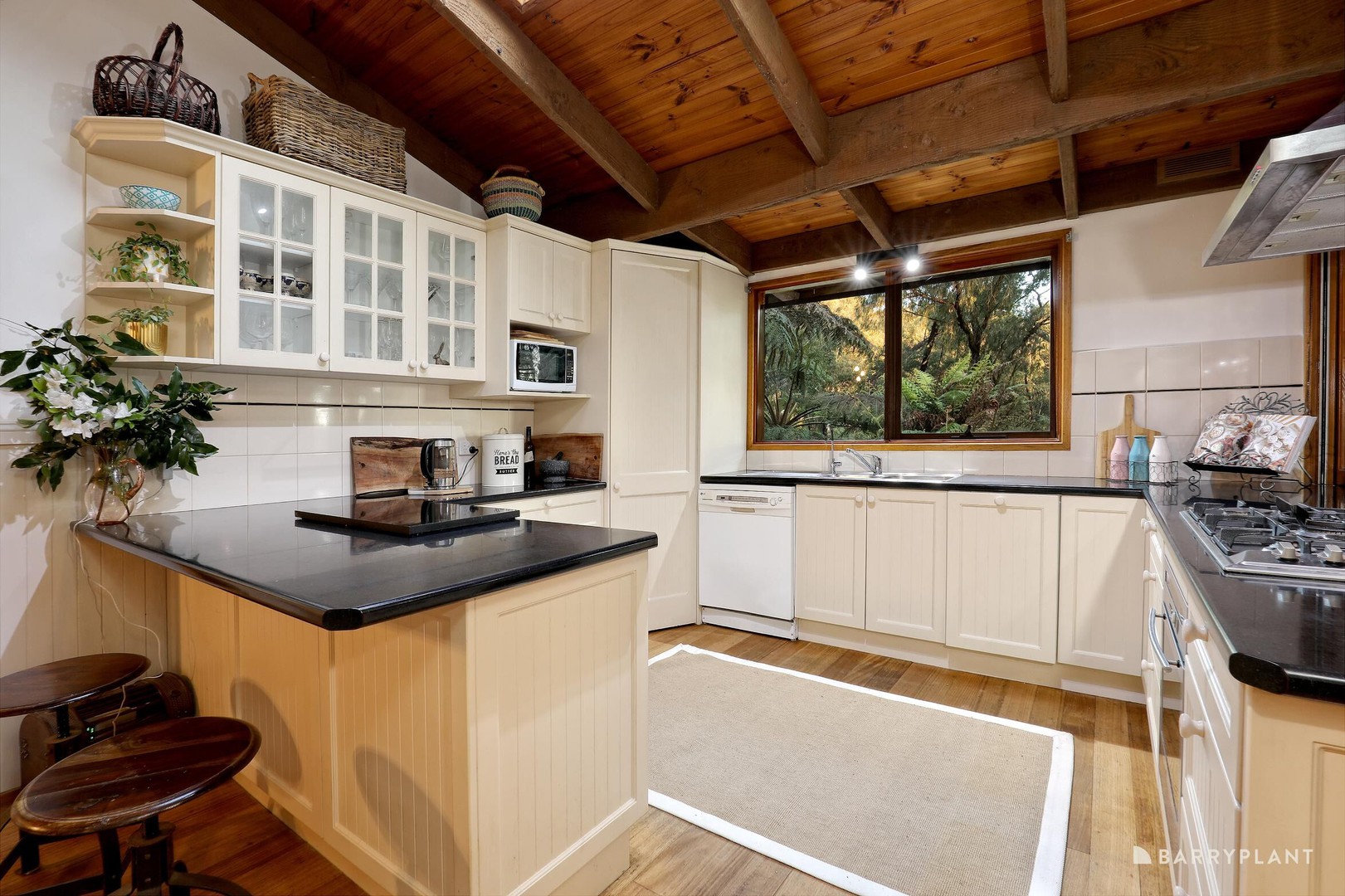 51 Mountain Road, Cockatoo, VIC 3781, Cockatoo - Thumbnail 6