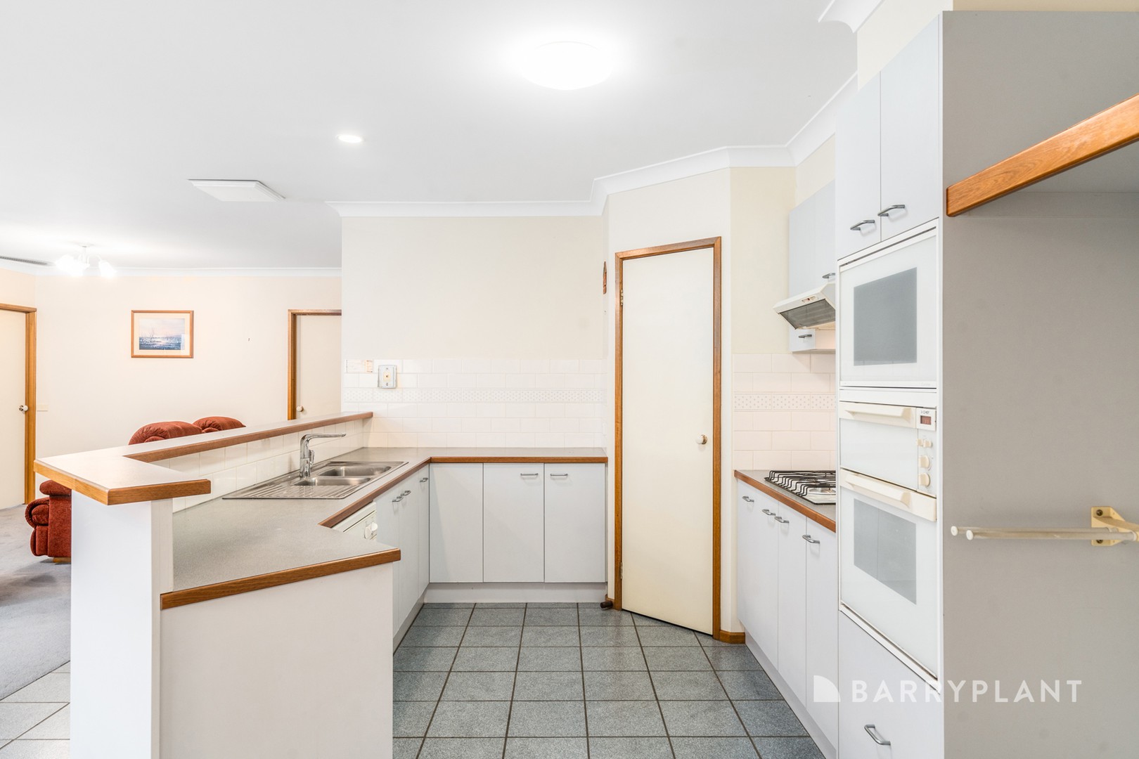 51 Mulquiney Crescent, Highton, VIC 3216, Highton - Thumbnail 2