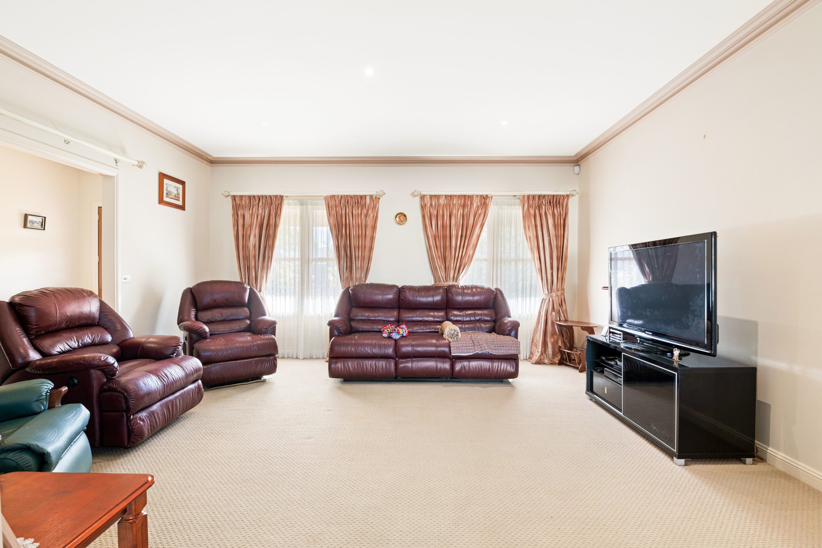 51 Panorama Drive, Mildura, VIC 3500 - Thumbnail 2 - 09/04/2025