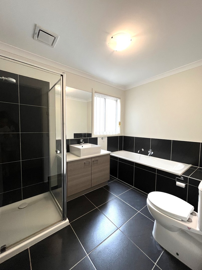 51 Perennial Drive, Kurunjang, VIC 3337, Kurunjang - Thumbnail 5