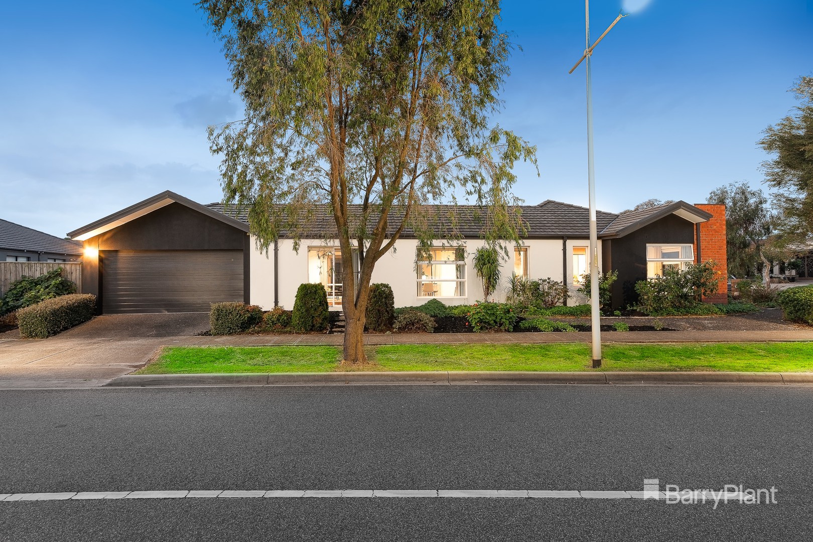 51 Shields Street, Epping, VIC 3076, Epping - Thumbnail 2