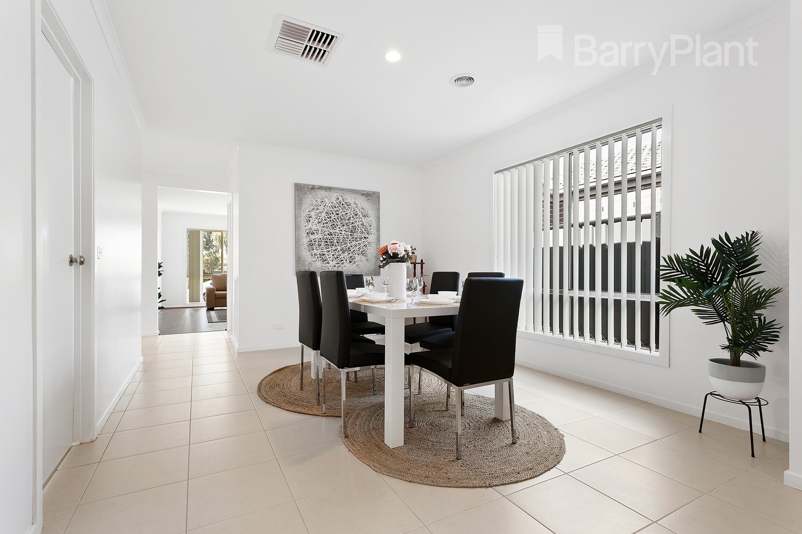 51 Thoresby Circuit, Craigieburn, VIC 3064, Craigieburn - Thumbnail 4