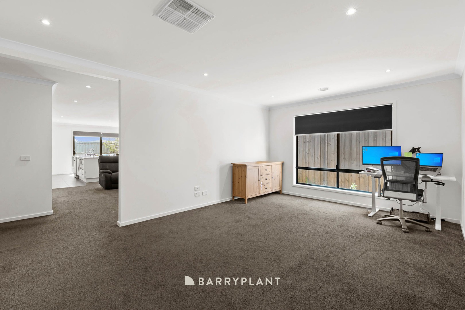 51 Warmbrunn Crescent, Berwick, VIC 3806, Berwick - Thumbnail 4
