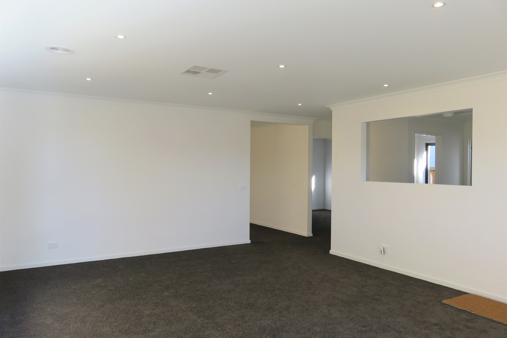 51 Warmbrunn Drive, Berwick, VIC 3806, Berwick - Thumbnail 3