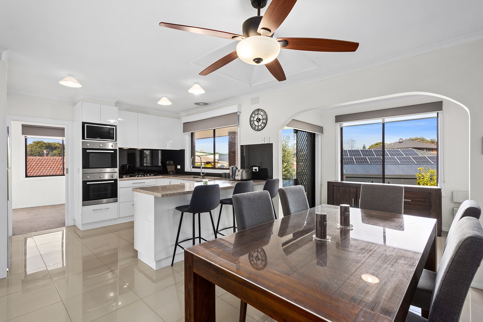 51 Wolverton Drive, Gladstone Park, VIC 3043, Gladstone Park - Thumbnail 4