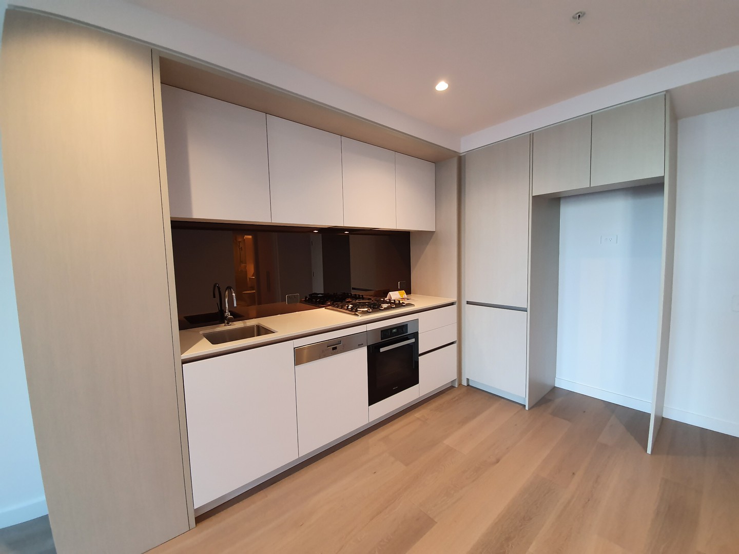 510/628 FLINDERS Street, Docklands, VIC 3008, Docklands - Thumbnail 4
