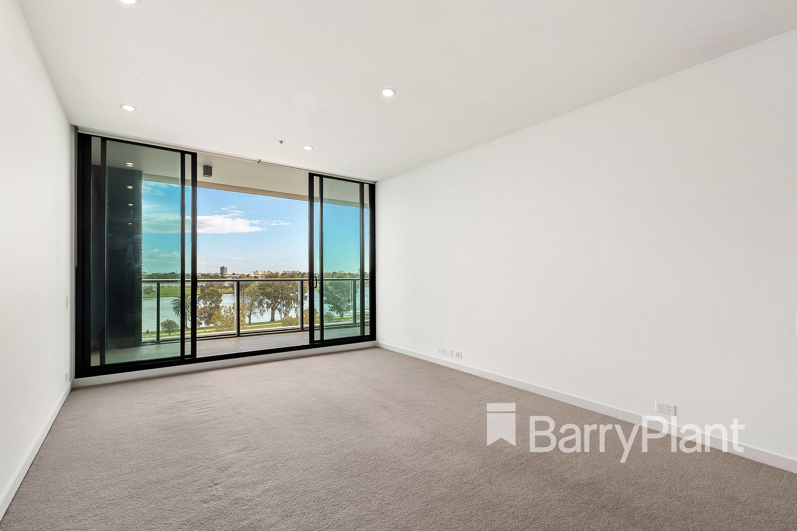 510/70 Queens Road, Melbourne, VIC 3000, Melbourne - Thumbnail 2