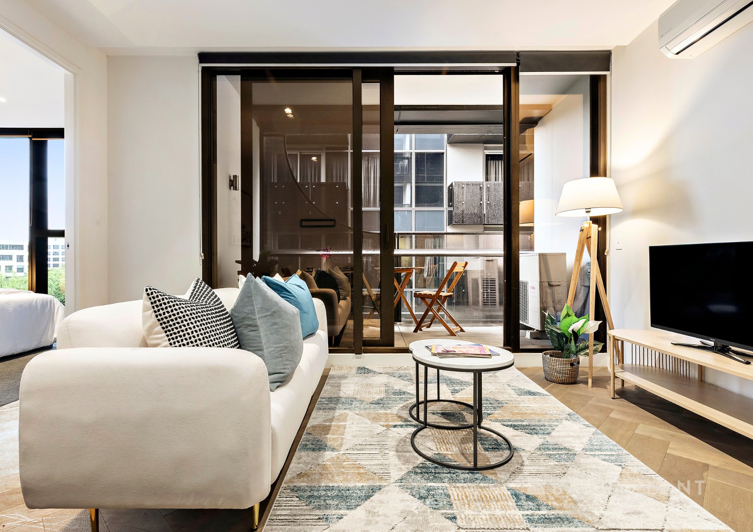 513/450 St Kilda Road, Melbourne, VIC 3004, Melbourne - Thumbnail 4