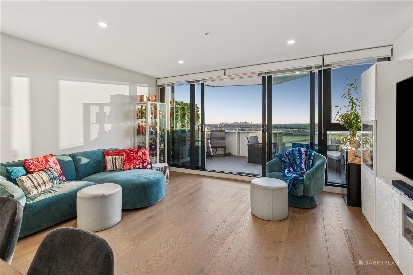 516/600 Doncaster Road, Doncaster, VIC 3108 - Thumbnail 2 - 29/05/2025