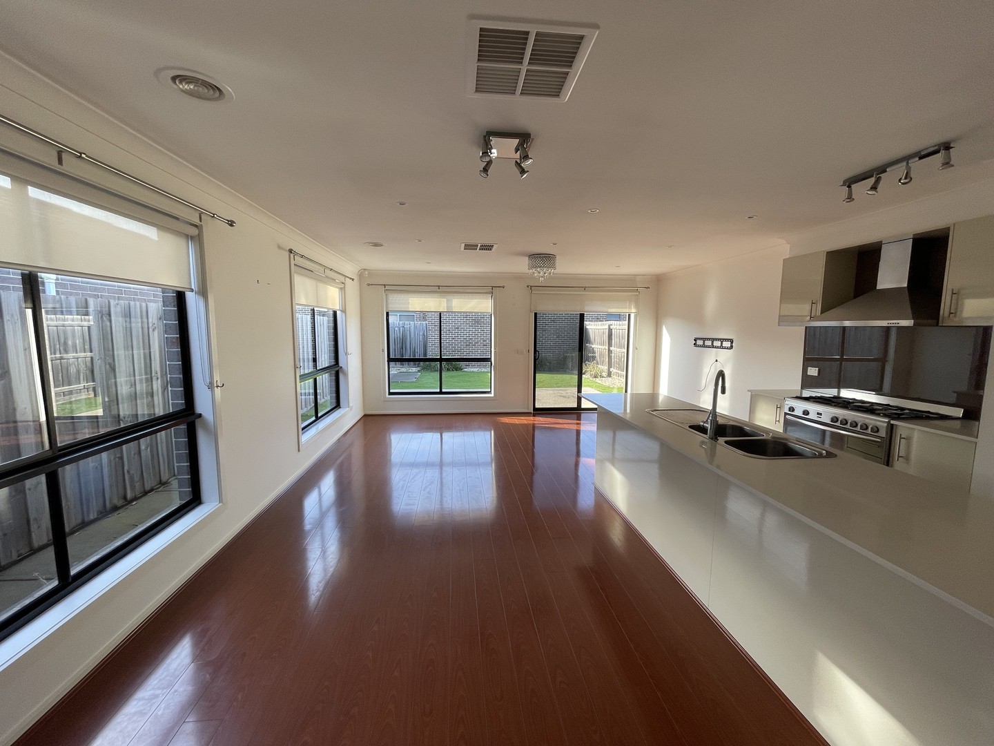 51B Chlorinda  Road, Tarneit, VIC 3029, Tarneit - Thumbnail 3