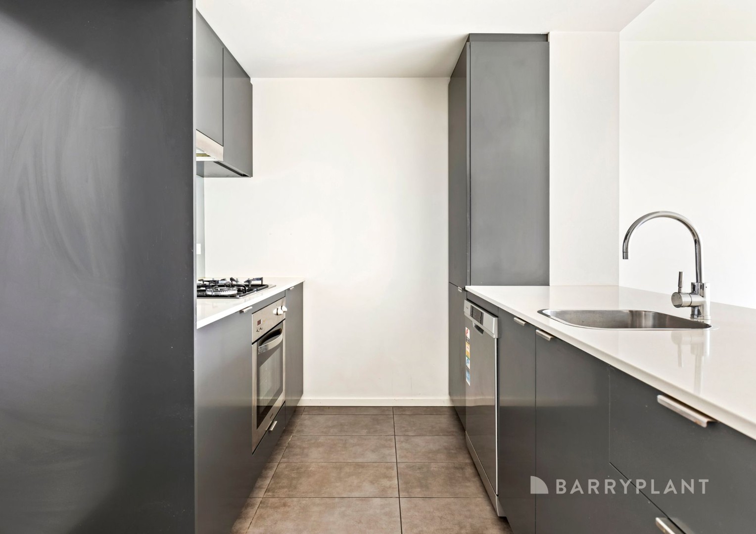 52/801 Bourke Street, Docklands, VIC 3008 - Thumbnail 2 - 02/08/2024