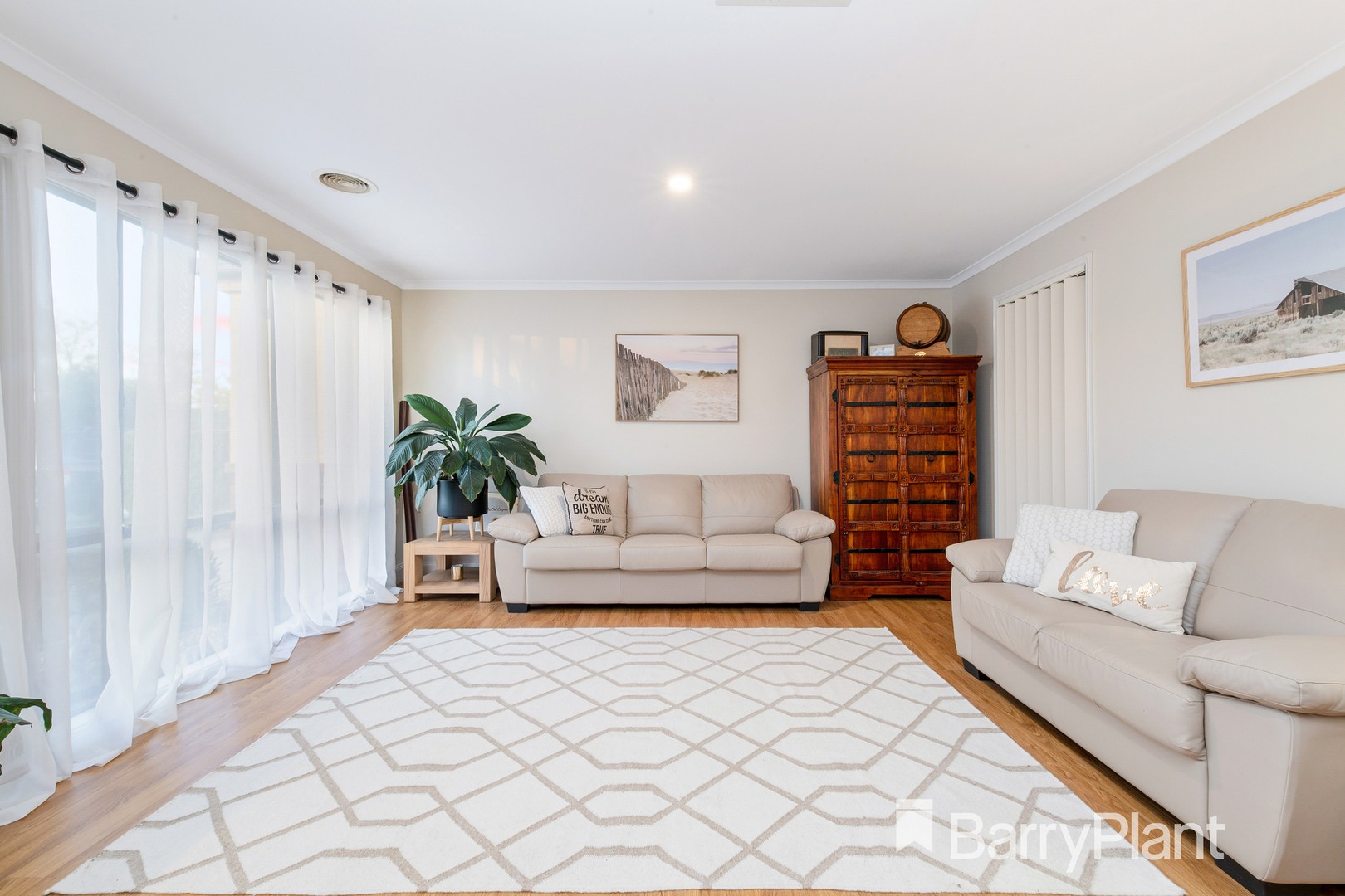 52 Ashton Crescent, Hoppers Crossing, VIC 3029, Hoppers Crossing - Thumbnail 3