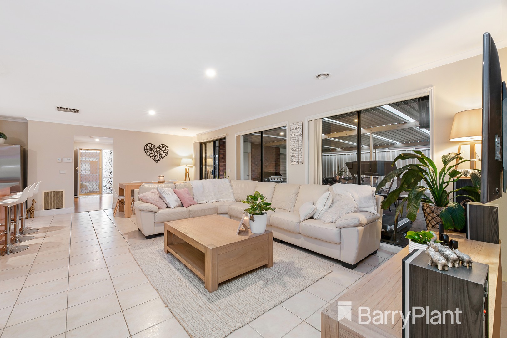52 Ashton  Crescent, Hoppers Crossing, VIC 3029, Hoppers Crossing - Thumbnail 6