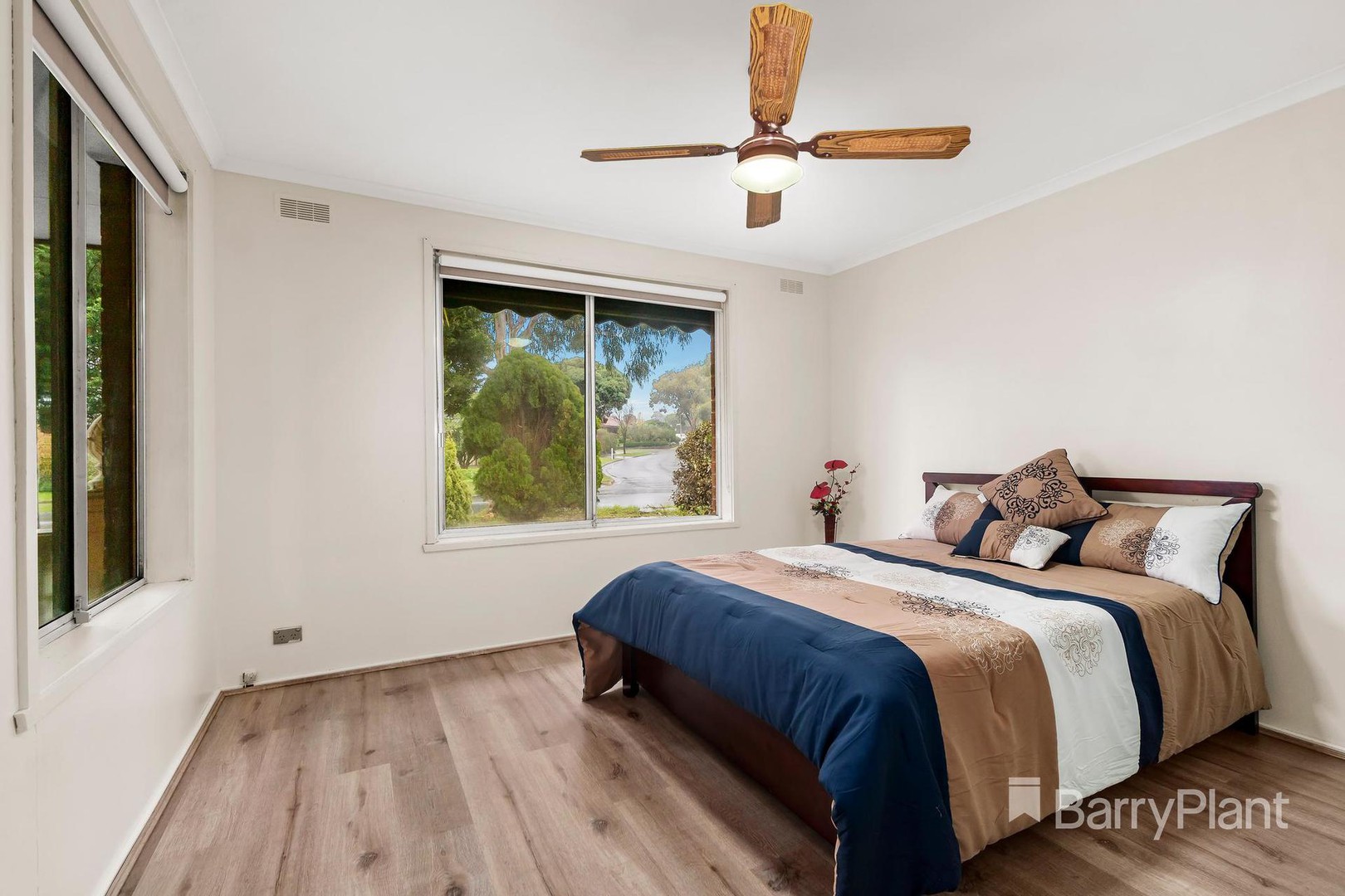 52 Buckmaster Drive, Mill Park, VIC 3082, Mill Park - Thumbnail 5