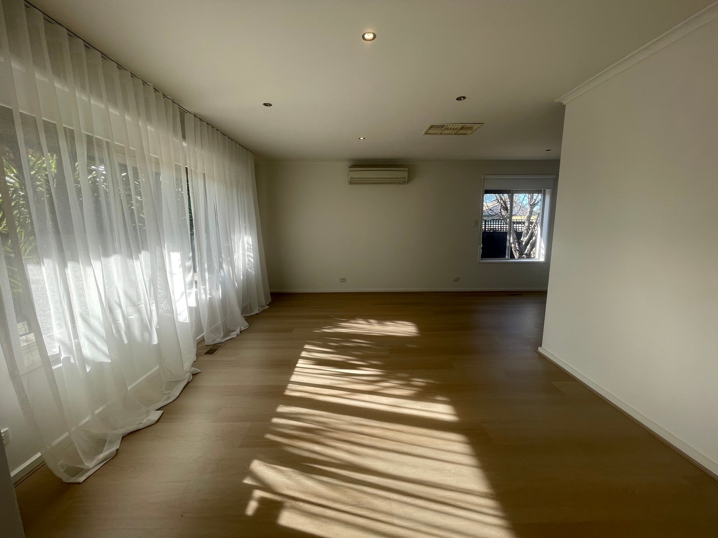 52 Bursaria Ave, Ferntree Gully, VIC 3156 - Thumbnail 1 - 13/08/2026