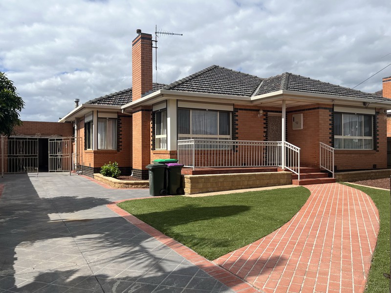 52 Cedar Street, Thomastown, VIC 3074 - Image - 10/12/2025