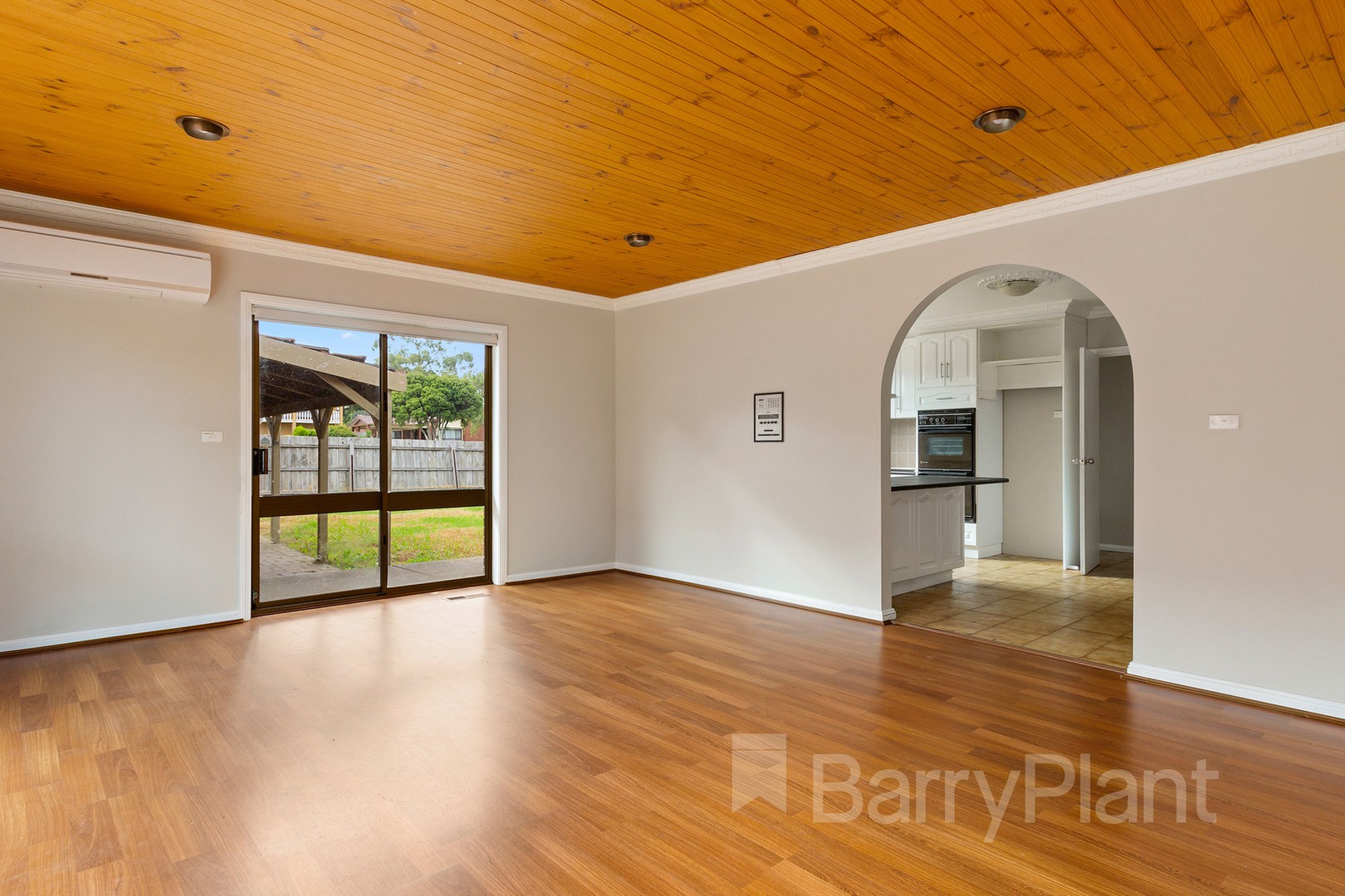 52 Columbia Drive, Wheelers Hill, VIC 3150, Wheelers Hill - Thumbnail 3