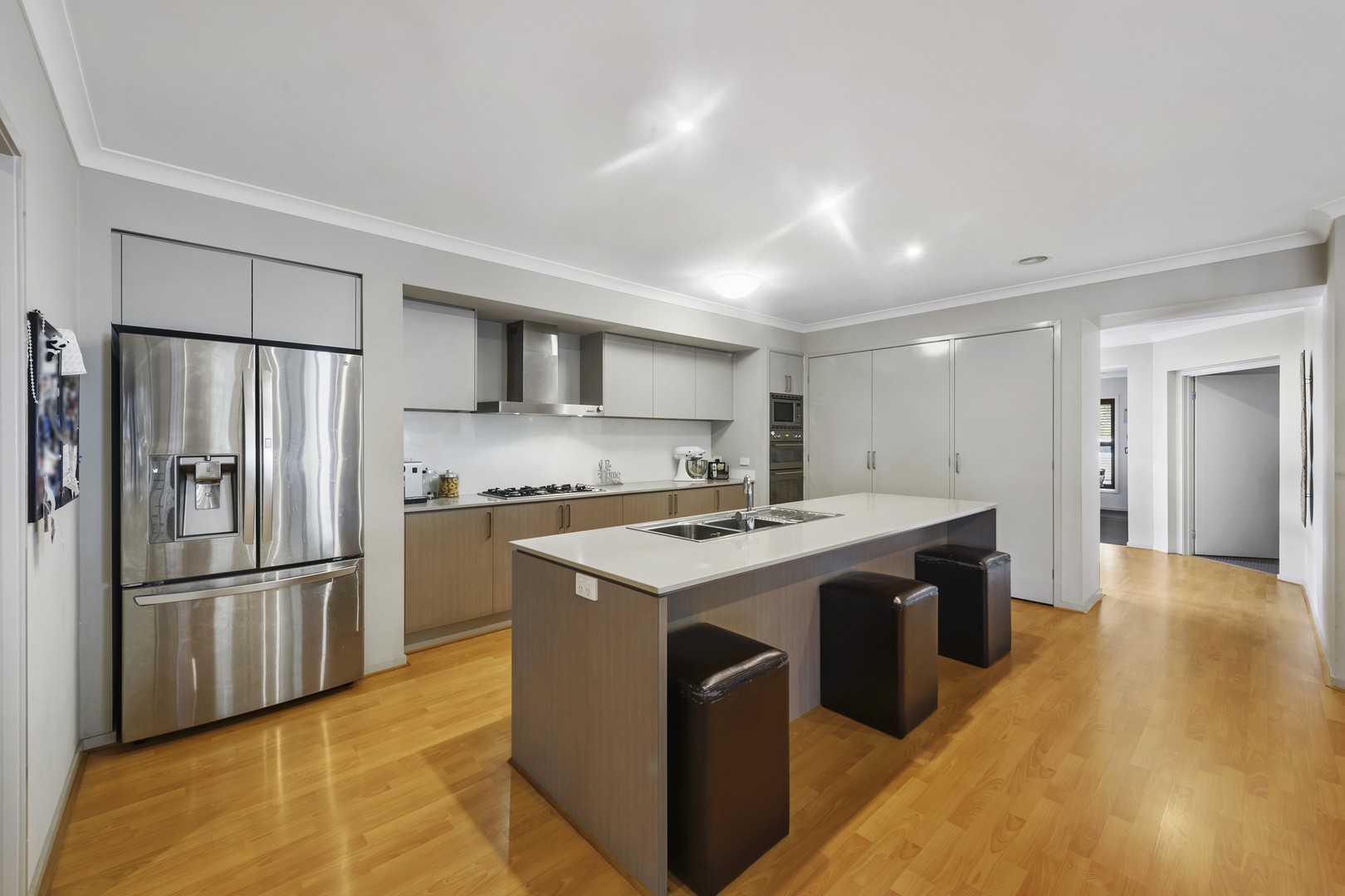 52 Double Bay Drive, Taylors Hill, VIC 3037, Taylors Hill - Thumbnail 3