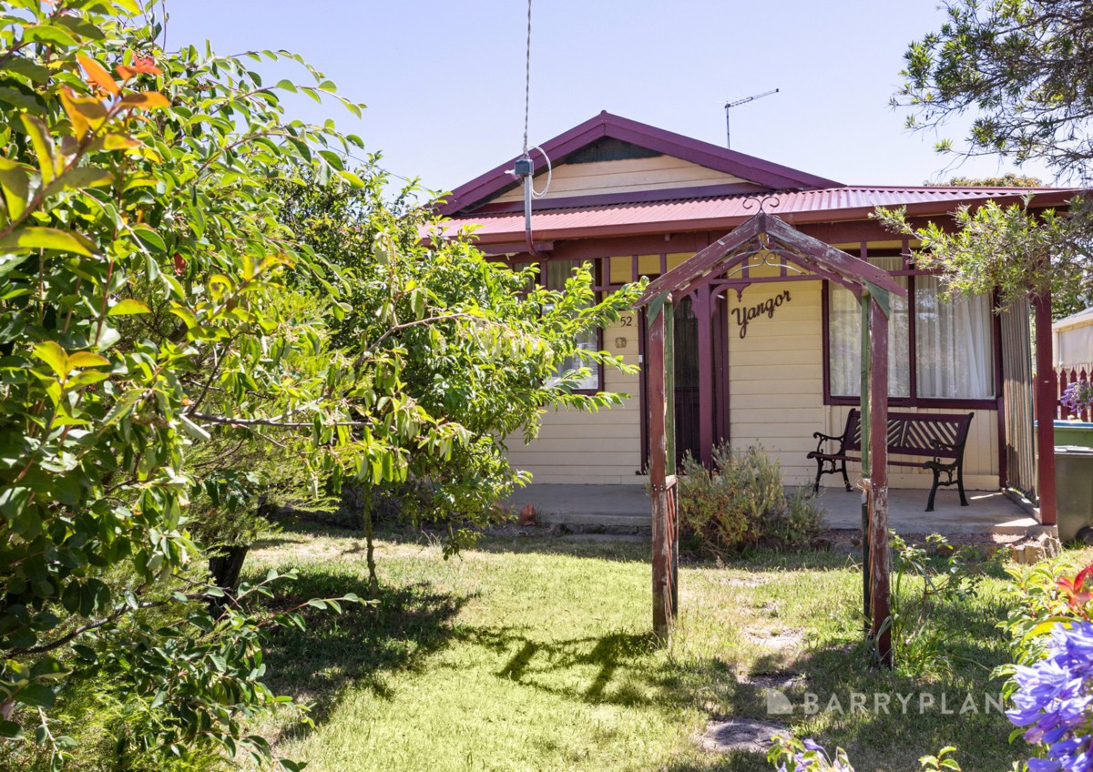 52 Fifth Avenue, Rosebud, VIC 3939 - Thumbnail 1 - 27/08/2026