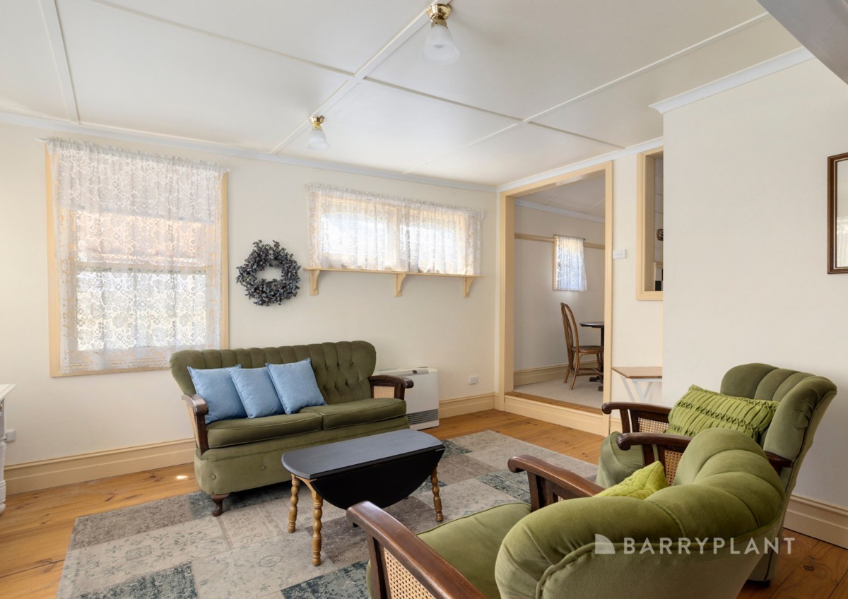 52 Fifth Avenue, Rosebud, VIC 3939 - Thumbnail 2 - 27/08/2026