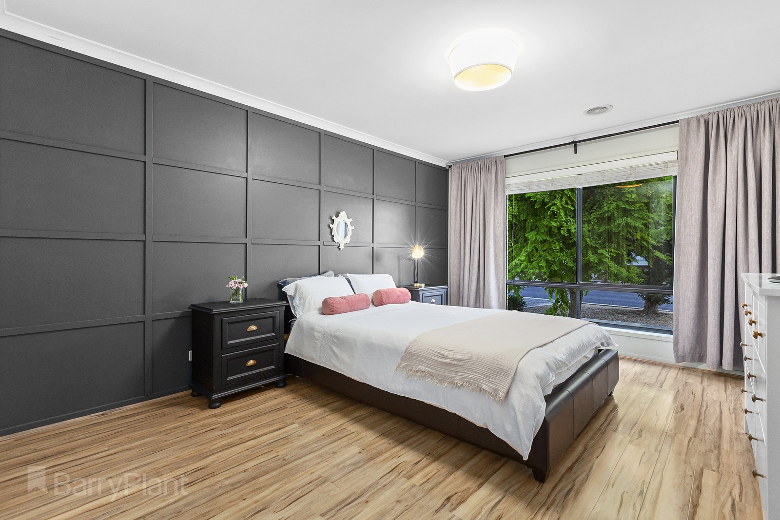 52 Fongeo Drive, Point Cook, VIC 3030, Point Cook - Thumbnail 3