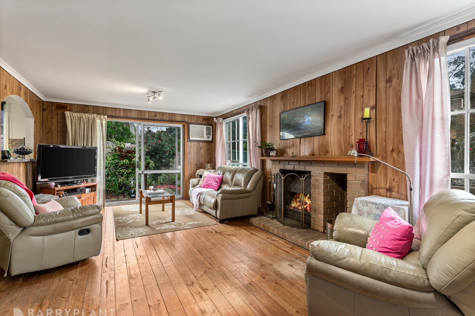 52 Fyfe Drive, Templestowe Lower, VIC 3107, Templestowe Lower - Thumbnail 2