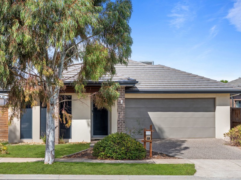 52 Galveston Avenue, Fraser Rise, VIC 3336 - Image - 14/10/2025